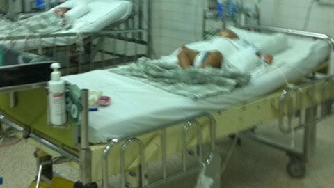 'Thôi nôi bé Đạt, là ngày mở cửa mả Tâm'