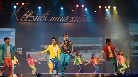 Đàm Vĩnh Hưng- Mỹ Tâm hội ngộ “Kết nối mùa xuân”