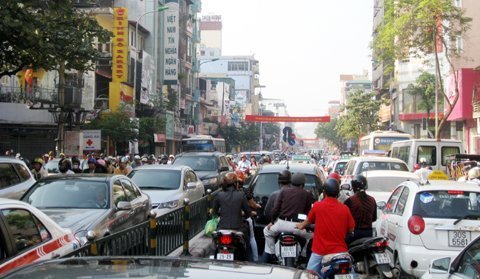 Hà Nội sẽ hạn chế xe cá nhân vào đầu năm 2012?