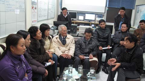 Treo thưởng để tìm thủy thủ tàu Queen