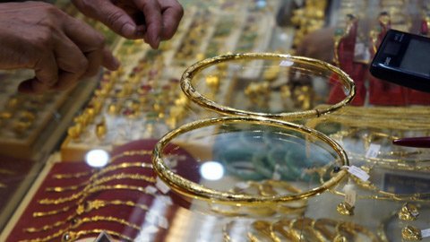 Thị trường vàng 2012: Còn ham hố, còn gánh rủi ro