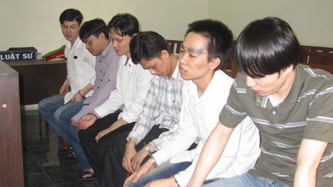 99 năm tù cho nhóm “đại bàng” trại giam