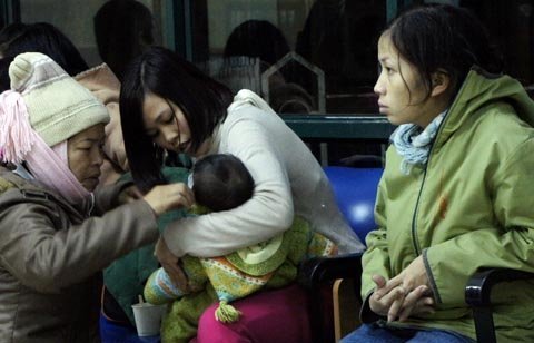 Người già, trẻ em nhập viện nhiều vì rét đậm