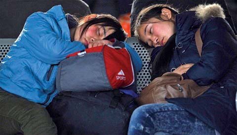 Cảnh khổ của lao động TQ: Không Intenet, Không vé tàu