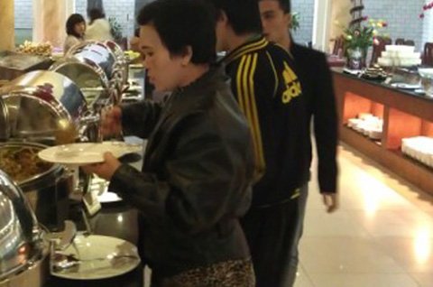 Dân văn phòng 