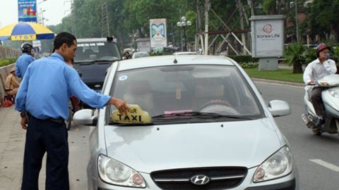 Rất nhiều DN taxi không giấy phép vẫn hoạt động