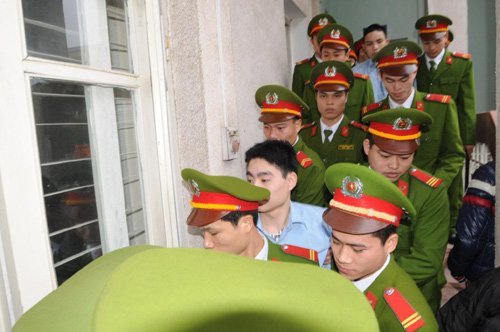 Toàn cảnh phiên xử sơ thẩm Lê Văn Luyện