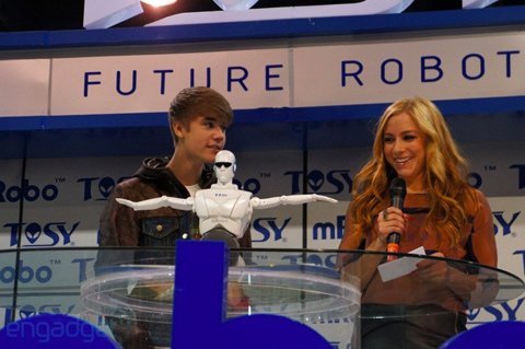 Ca sỹ Justin Bieber làm 
