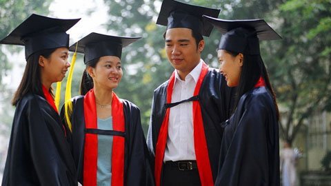 'Nếu có tài, thạc sĩ ngoại nên ra ngoài...'