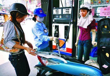 Bộ Công Thương yêu cầu bán xăng đạt chuẩn