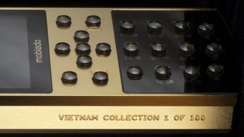 Chiêm ngưỡng điện thoại Mobiado mang bản đồ Việt Nam