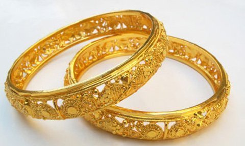 Vờ chúc Tết, kẻ gian “khoắng” hơn chục chỉ vàng