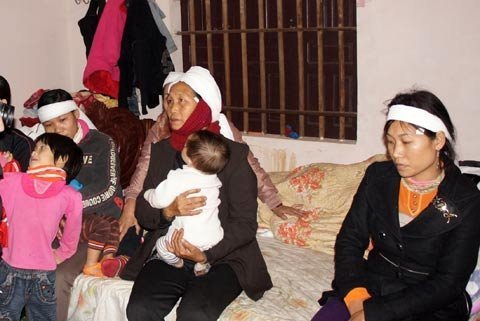 Đau đớn tột cùng gia đình thuyền viên trên tàu cháy