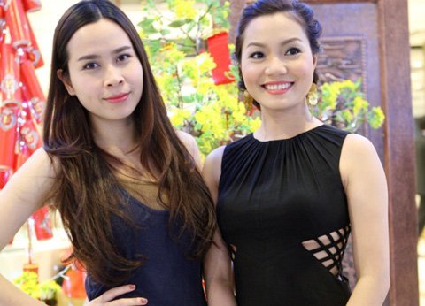 Ngọc Anh, Hương Giang sexy bất chấp giá lạnh