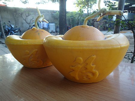 Hoa mắt với quà Tết xa xỉ