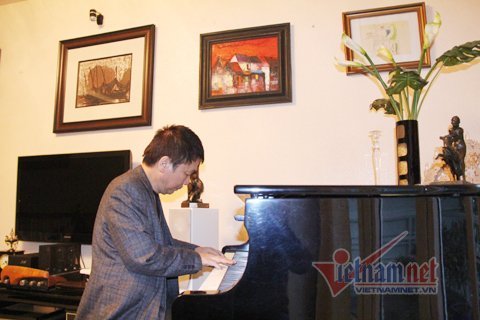 Đầu năm xông đất nhạc sĩ Phú Quang