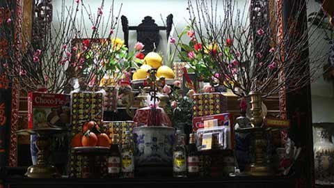 Bài trí bàn thờ tổ tiên ngày Tết