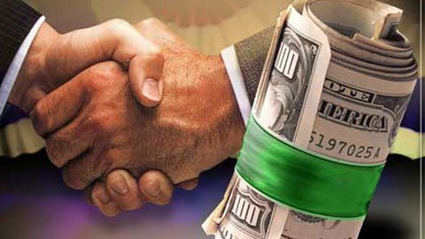 Tết - biếu sếp bao nhiêu để không bị coi là hối lộ?