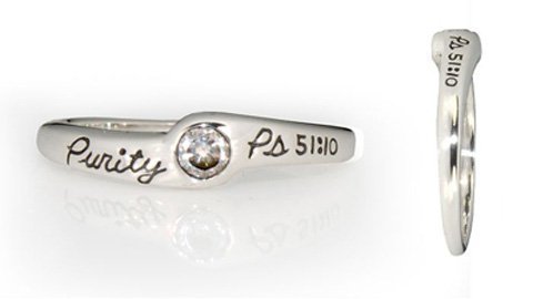 Sự thật về trào lưu đeo nhẫn 