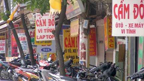 Sợ trộm, sinh viên 'gửi' tài sản ở tiệm cầm đồ