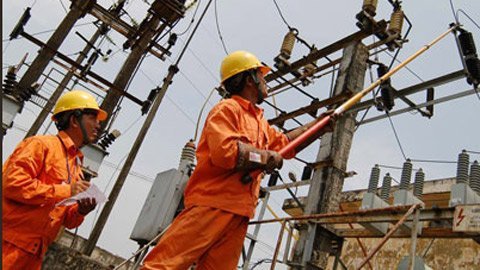 Lương EVN cao vì... chất lượng lao động tốt