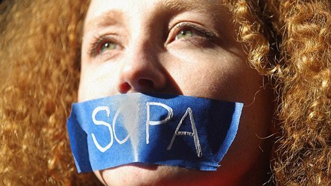Email phản đối SOPA nhấn chìm website Nghị sĩ Mỹ