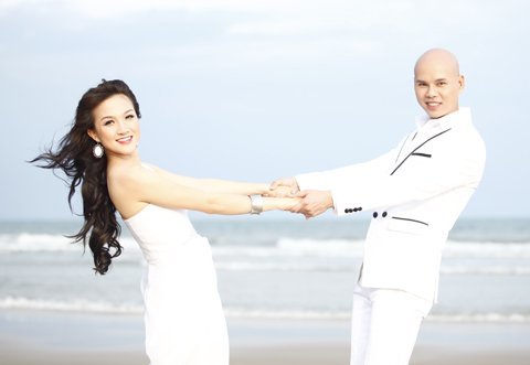 Phan Đinh Tùng: Khoảnh khắc lãng mạn đầu xuân