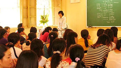 'Cuộc chiến' quà cáp của phụ huynh