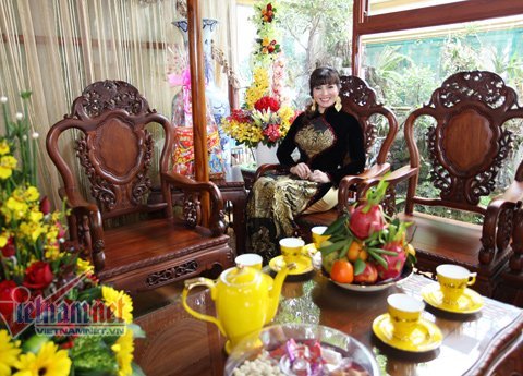 Ghé thăm biệt thự lộng lẫy của hoa hậu Kim Hồng