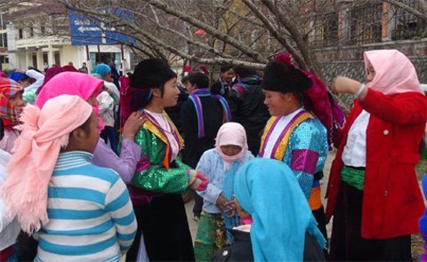 Xem chọi dê ở Mèo Vạc