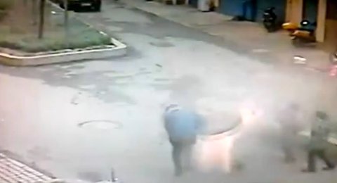 Nghịch pháo nổ như bom