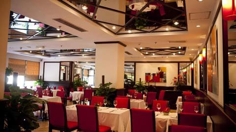 Tận hưởng lễ tình nhân ấm áp tại Hilton Hà Nội