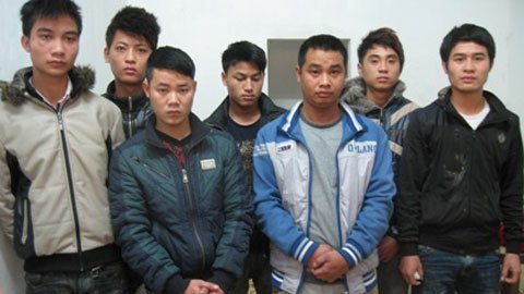 Điều 17 taxi, 30 đàn em đi 'dằn mặt' đối thủ