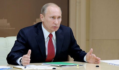 Putin hứa giảm quan chức được đặc quyền giao thông