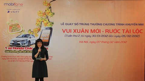 Thêm một khách hàng MobiFone trúng Honda Civic