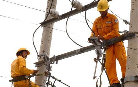 Cuối tuần: công bố lương EVN