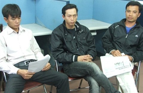 Kỳ an hiếp dâm, bắt giam lại 3 thanh niên