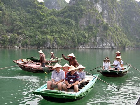 Du khách đua nhau tố các chiêu 'chặt chém'
