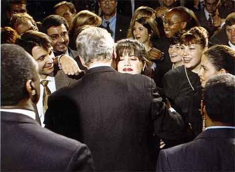 Giải mã sự đa tình của Bill Clinton