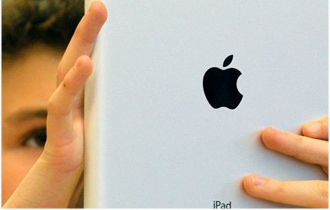Apple yêu cầu Amazon TQ ngừng bán iPad?