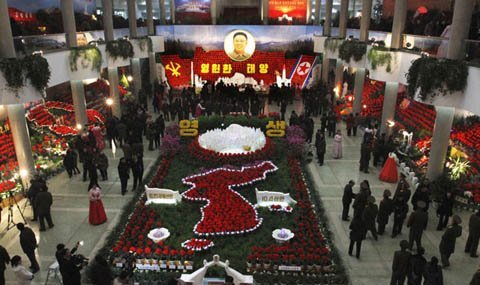 Triều Tiên long trọng mừng sinh nhật Kim Jong-il