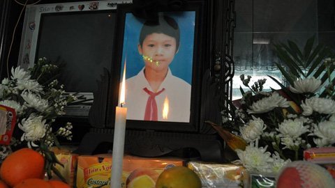 Quặn đau sau ngày 'sát thủ' lớp 8 giết bạn