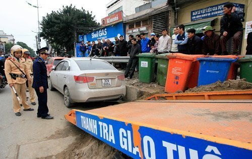 Nóng trong ngày: Cắt cổ chủ tiệm vàng
