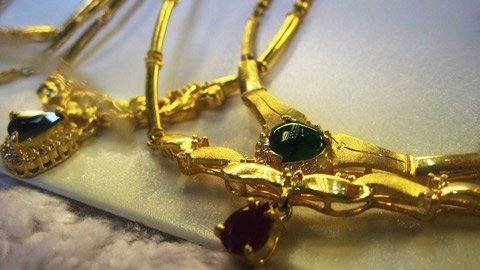 Vàng giảm tuần thứ 3 liên tiếp