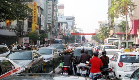 'Bộ GTVT cần nghiên cứu kỹ tác động của thu phí'