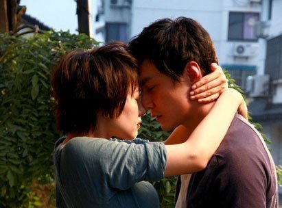 “Tôi yêu vợ dù cô ấy không còn trinh trắng”