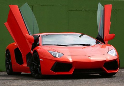 Cường đô la rao bán xe để tậu siêu xe “khủng”?