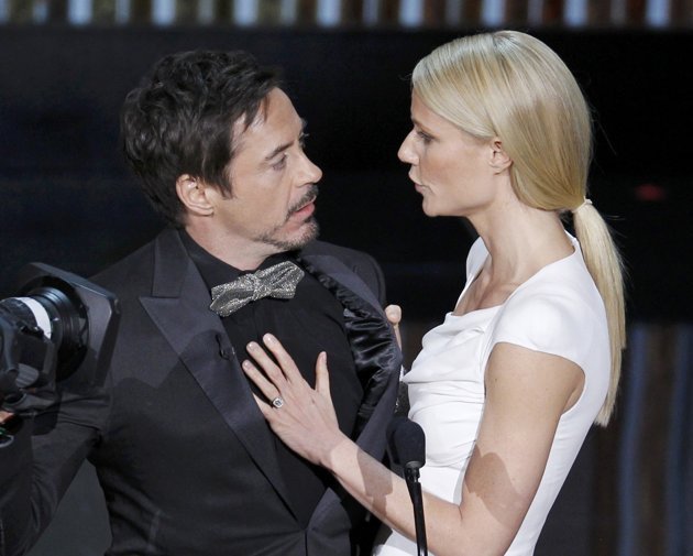 Những khoảnh khắc ấn tượng tại Oscar 2012