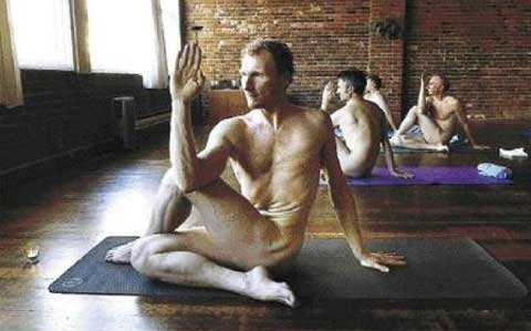 Sao Yoga tạo ra quá nhiều kẻ hám gái?