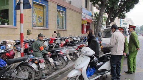 Quản lý trông giữ xe: Ai sai phải 'gõ' được ngay